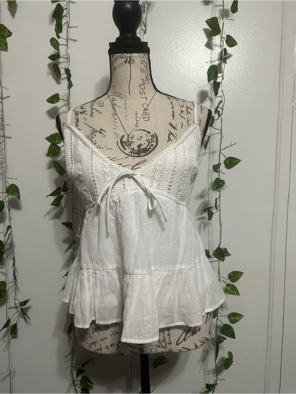 Aeropostale White Lace-Front Ruffle Hem Camisole